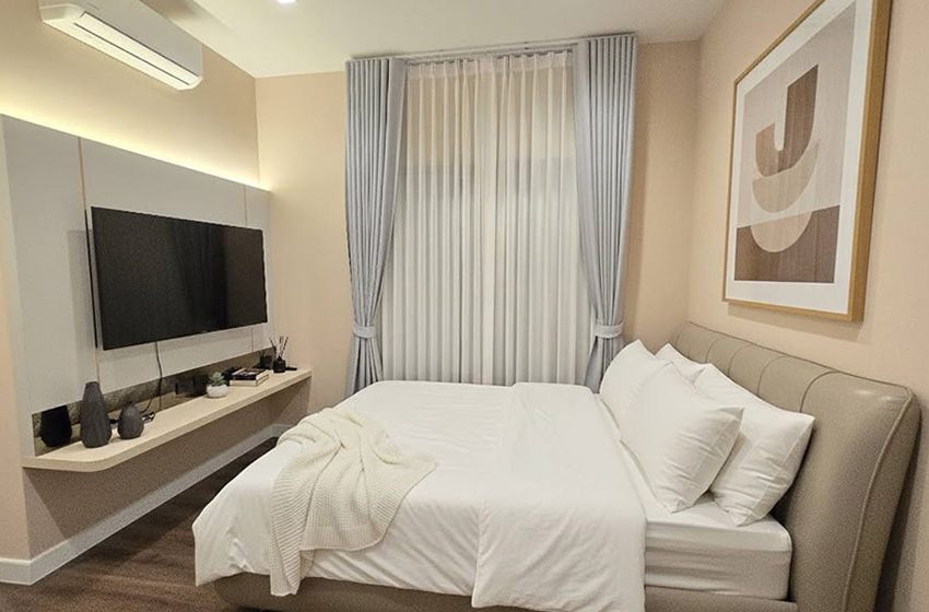 House with Shared Pool in Bangnatrad 